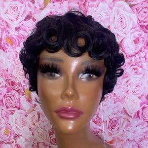 Sensationnel Dashly Wig NWT